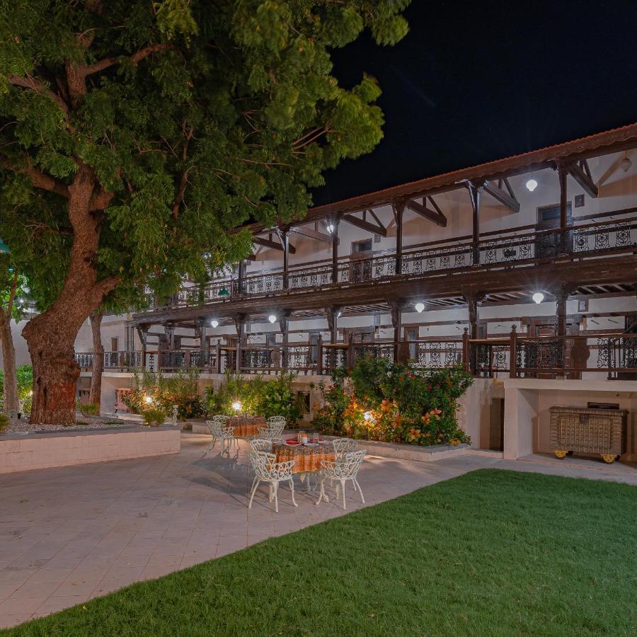 Tree Of Life Darbargadh Dared Hotel Bhavnagar Exterior photo